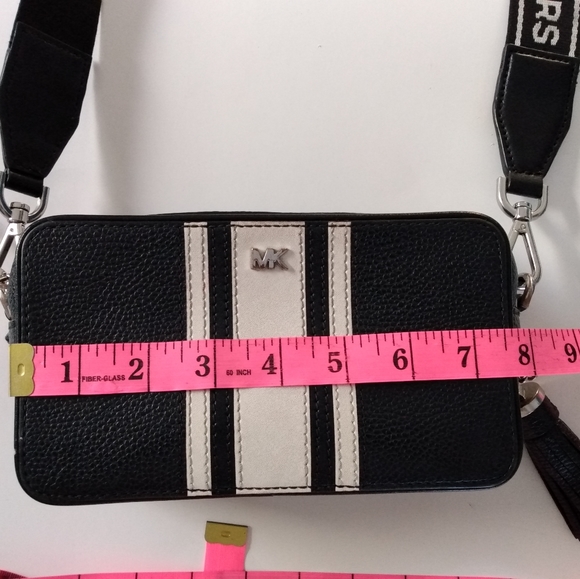 Michael Kors Bag - Picture 11 of 12